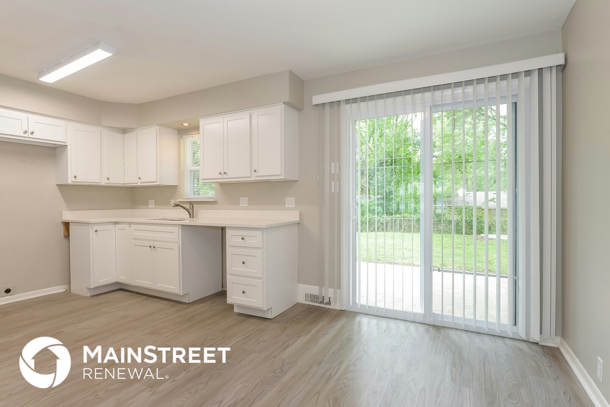 Building Photo - 11304 Crystal Ave