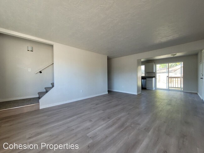 Building Photo - 4 br, 2 bath House - 10177 W Canterbury Dr
