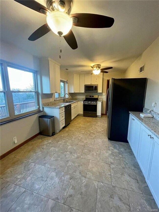 Building Photo - 8501 Grantshire Ln