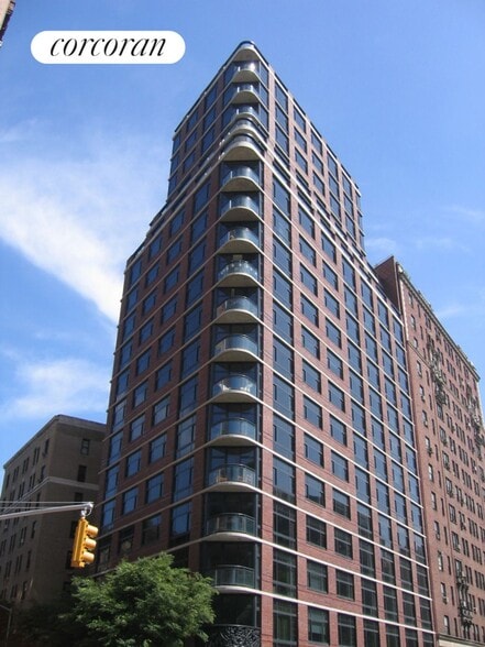 Building Photo - 272 W 107th St