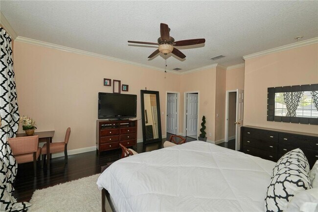 Building Photo - 14551 Cedar Branch Way