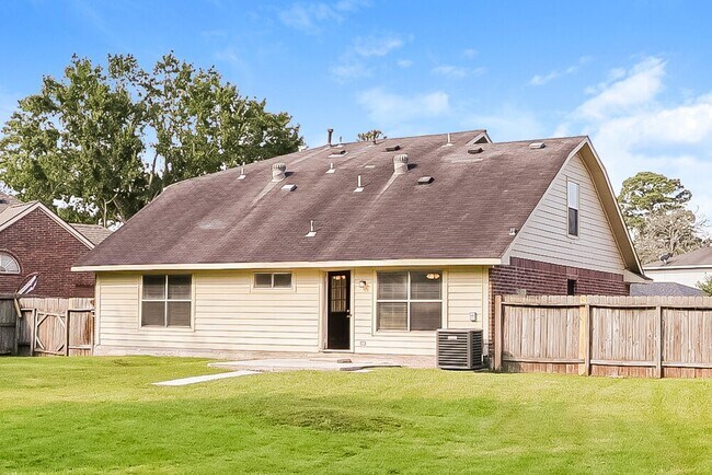 Building Photo - 30846 Melita Dr