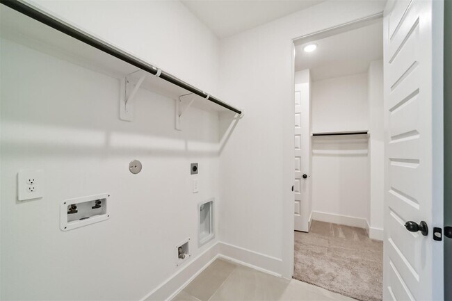 Building Photo - 17794 Misty Brk Ln