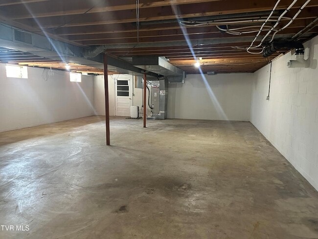 Building Photo - 3655 W Allens Bridge Rd