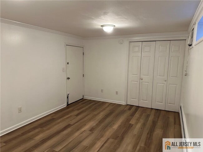 Building Photo - 1037 Cricket Ln