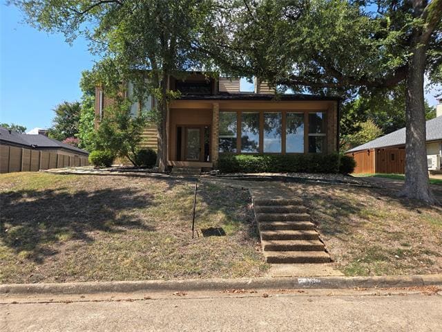 Building Photo - 213 Sovereign Ct