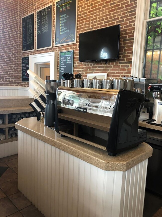 Building Photo - 25514 E Main St