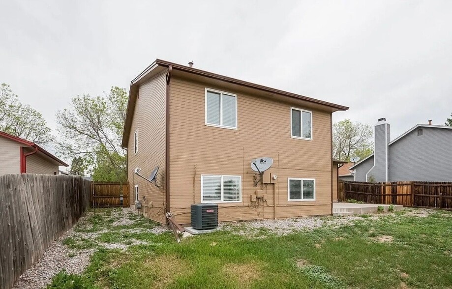 Building Photo - 4026 S Fundy Way