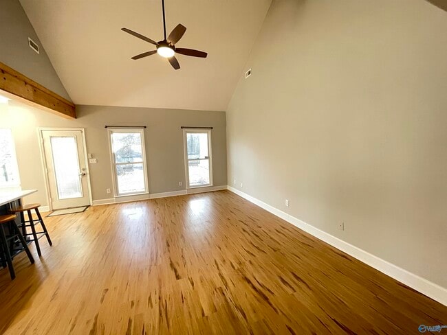 Building Photo - 103 Mickelo Ln