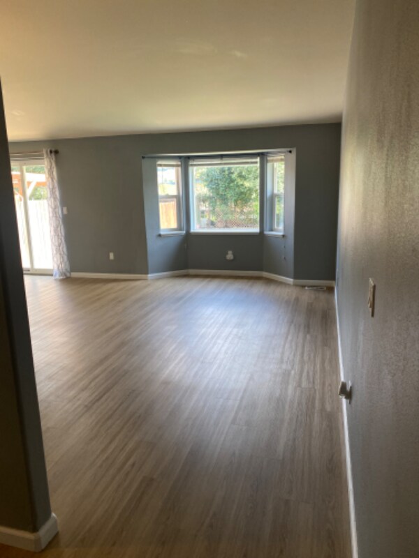 Building Photo - 8929 67th Ave NE