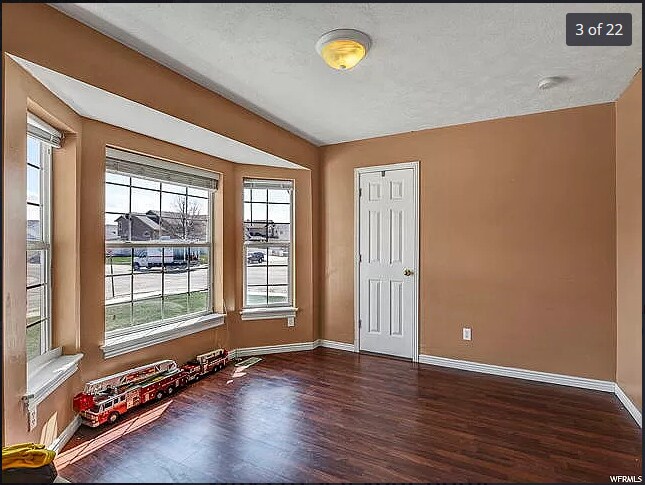 Building Photo - 4091 1100 W