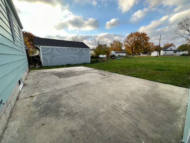 Building Photo - 430 Stadium Dr