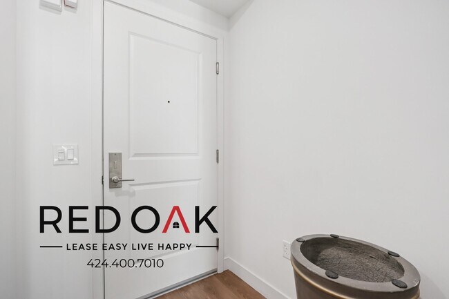 Building Photo - 14526 Kittridge St