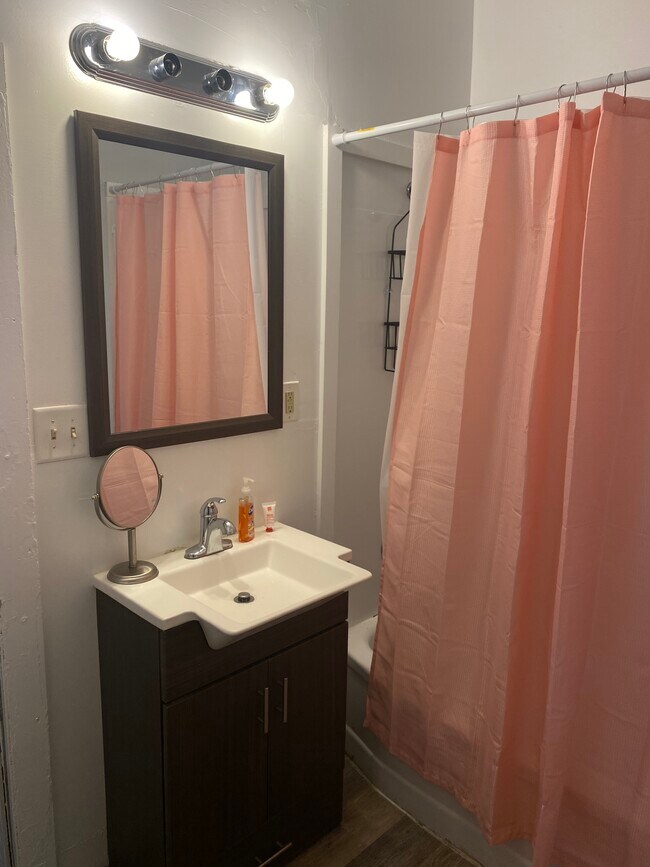 Building Photo - 59 Murray St