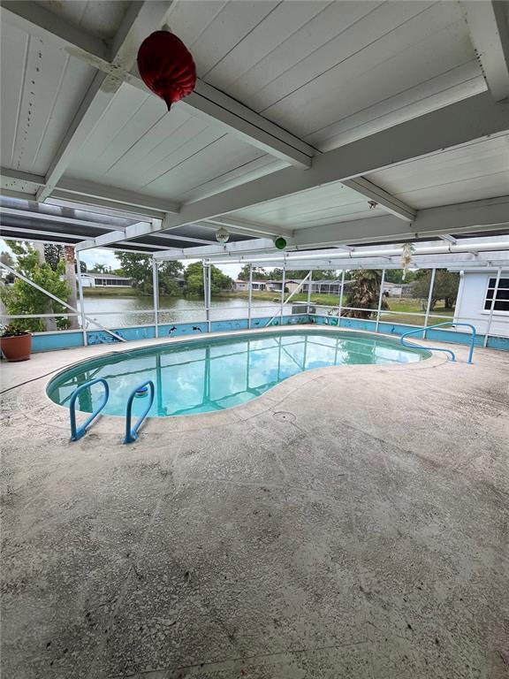 Building Photo - 7403 Populus Dr