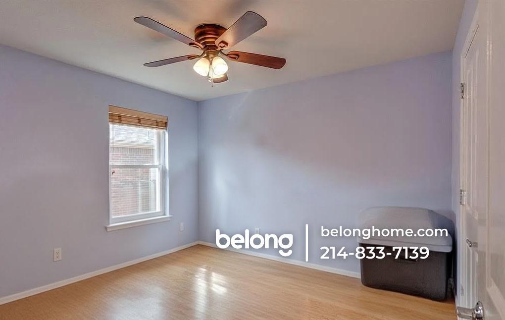 Building Photo - 15833 Coyote Hill Dr