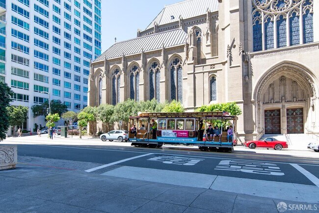 Building Photo - 1177 California St