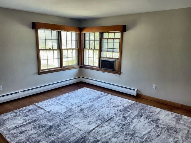 Building Photo - 1045 S Pitt St