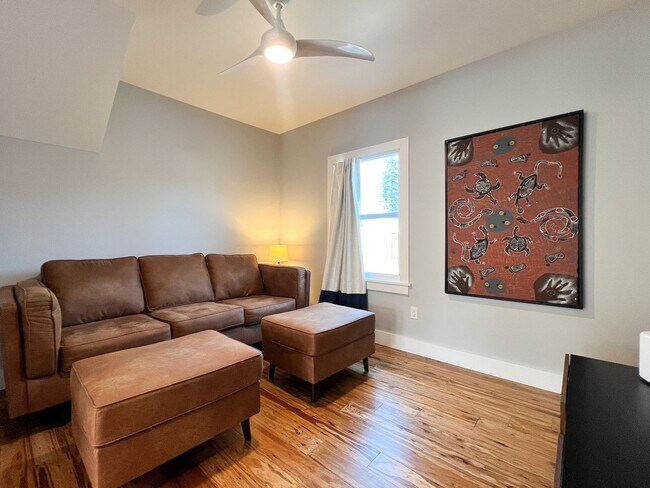 Building Photo - Fully Furnished Modern Home in the Desirable Alphabet Streets