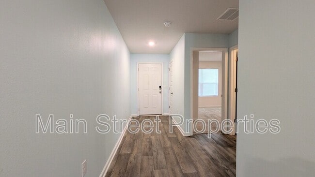 Building Photo - 10624 Queens Gate Cir