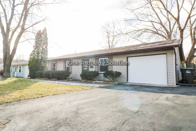 Building Photo - 1637 E 33rd Ave