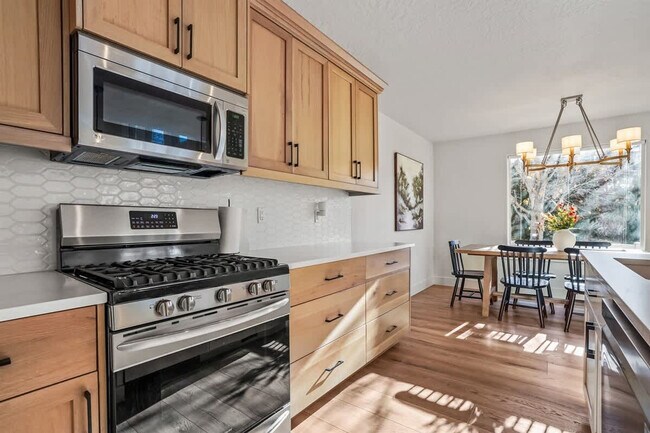 Building Photo - 2673 W Tango Creek Dr