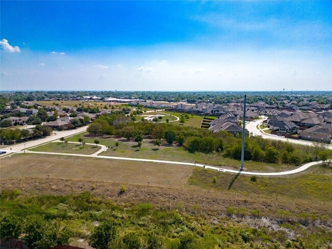 Building Photo - 918 Greene Way