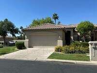 Building Photo - 9753 E Holiday Way