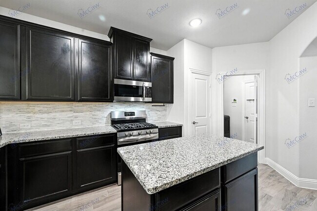 Building Photo - 16320 Brayton Rd