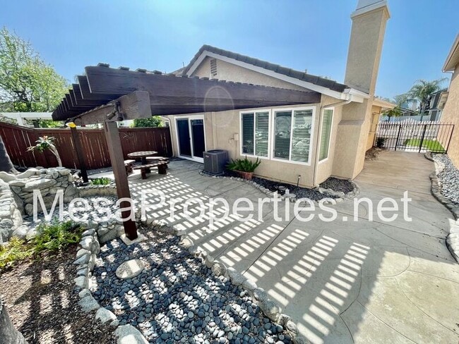 Building Photo - 4342 Ironwood Dr