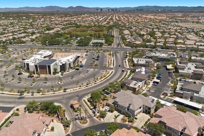 Building Photo - 10809 Garden Mist Dr