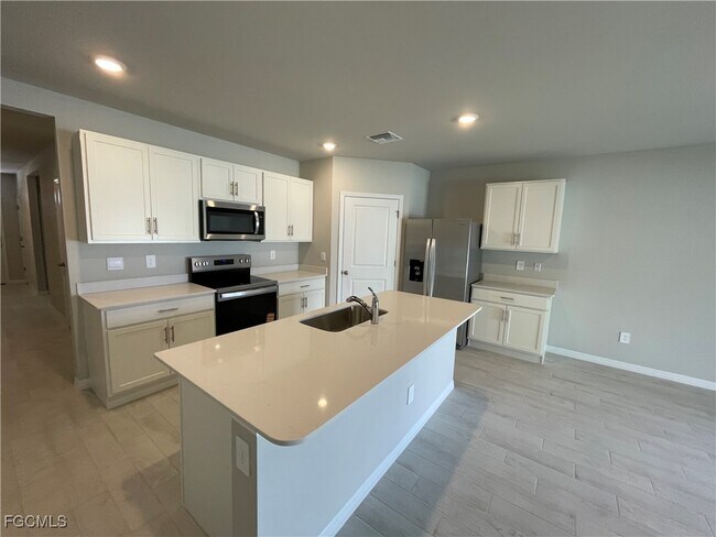 Building Photo - 3720 SW 12th Pl