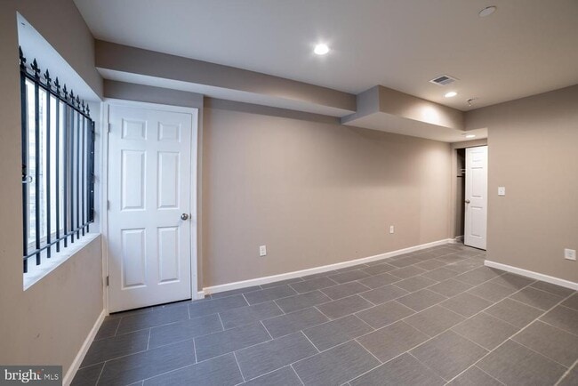 Building Photo - 1715 W Berks St