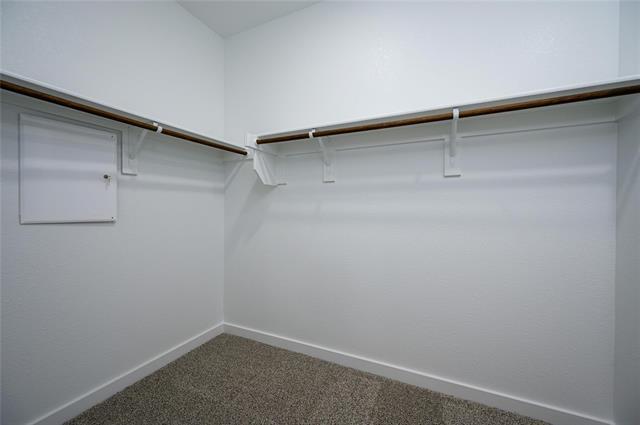 Building Photo - 412 Heritage Grv Rd