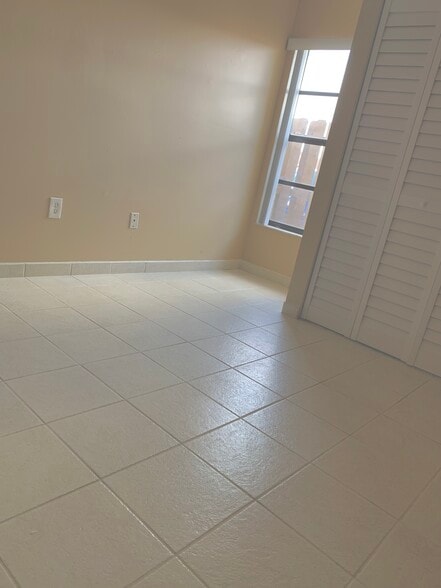 Third Bedroom - 13566 SW 11th Ln