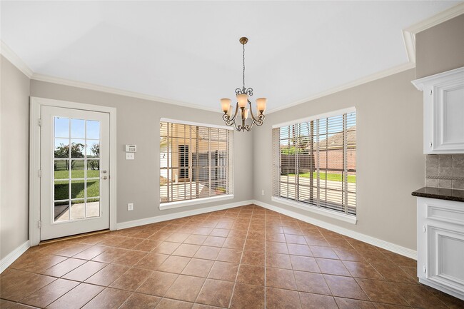 Building Photo - 4910 Canterbury Ln