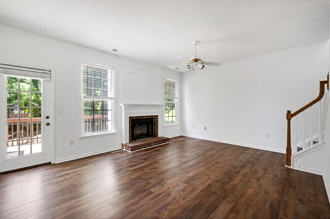 Building Photo - 707 Southshore Pkwy
