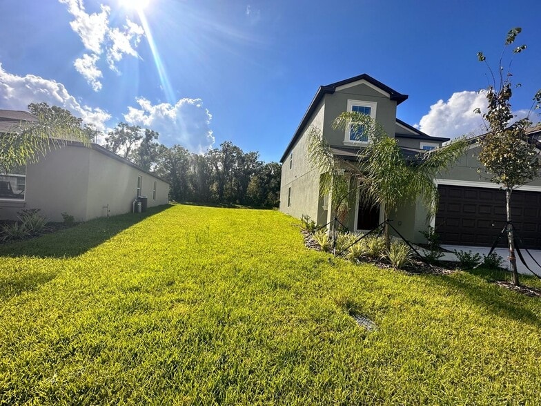 Building Photo - 2276 Gatsby Ln