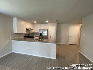 Building Photo - 10234 Robbins Crk