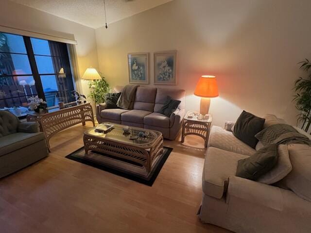 Building Photo - 8083 SE Villa Cir
