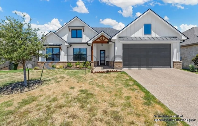 Building Photo - 10341 Fallen Leaf Dr