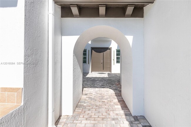 Building Photo - 8072 NW 123rd Terrace
