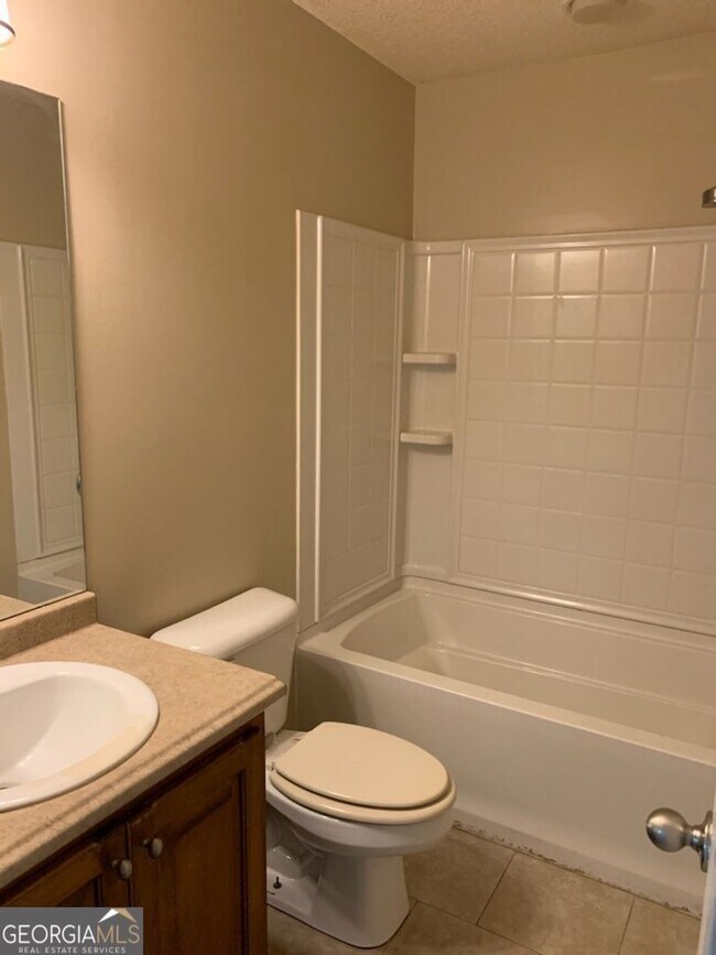 Building Photo - 205 Augusta Way