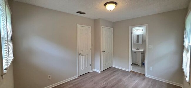 Building Photo - 3BR/2BA Home in Conover, North Carolina