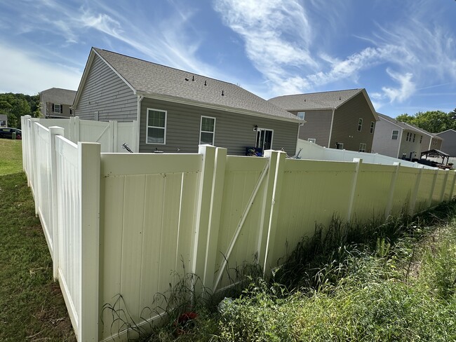 Building Photo - 237 Autumn Sage Dr