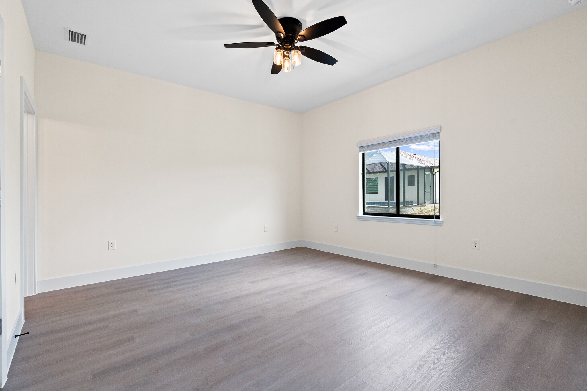 Building Photo - 12138 Tetzel Ave