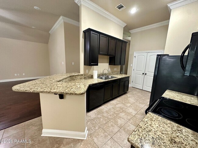 Building Photo - 42537 Wynstone Drive
