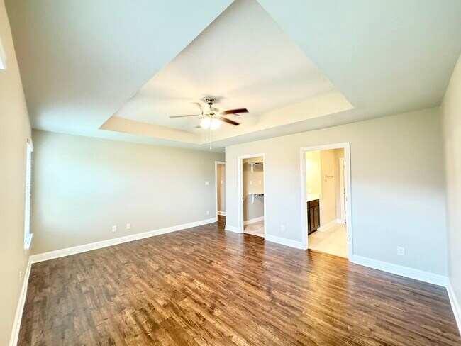 Building Photo - 4010 Southall Pl