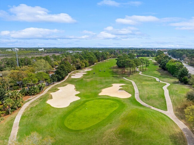 Building Photo - 8983 Heron Walk Dr