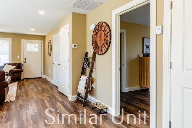 Building Photo - 5 Captiva Ln